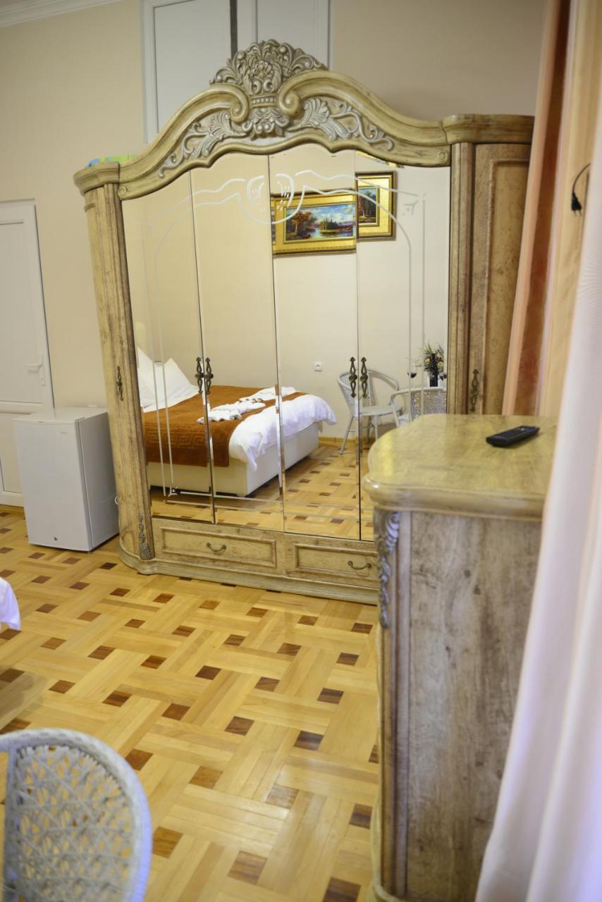 Hotel Victoria Borjomi Esterno foto